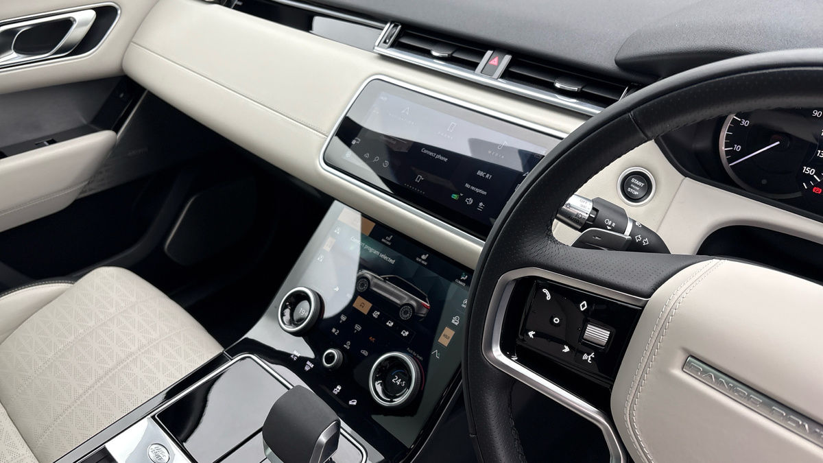 Land Rover Range Rover Velar Image 18