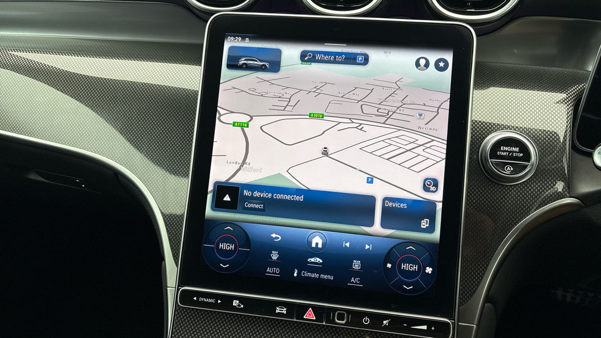 Mercedes-Benz GLC Image 17