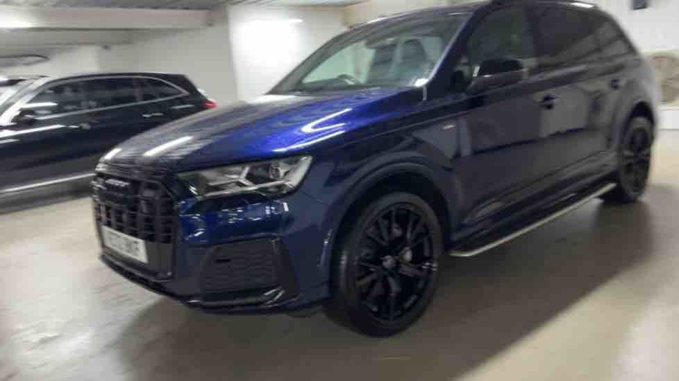 More views of Audi Q7