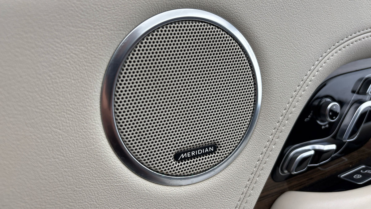 Land Rover Range Rover Image 25