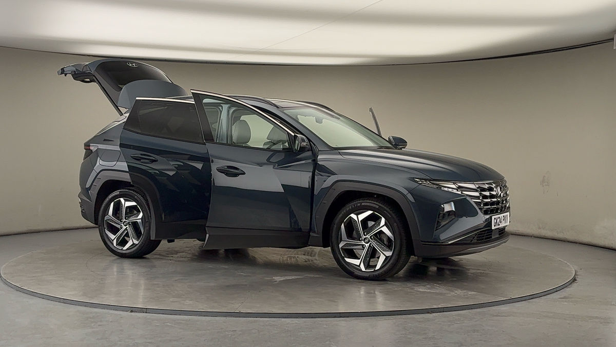 More views of Hyundai TUCSONix35