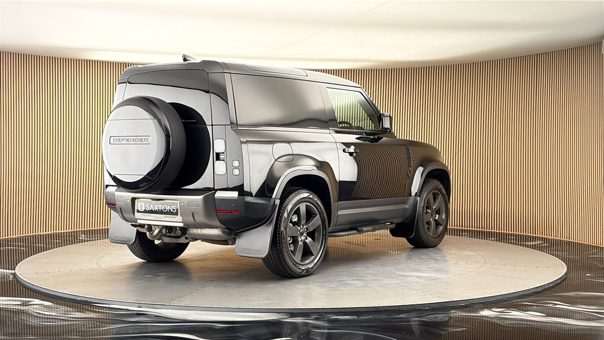 More views of Land Rover Defender 90