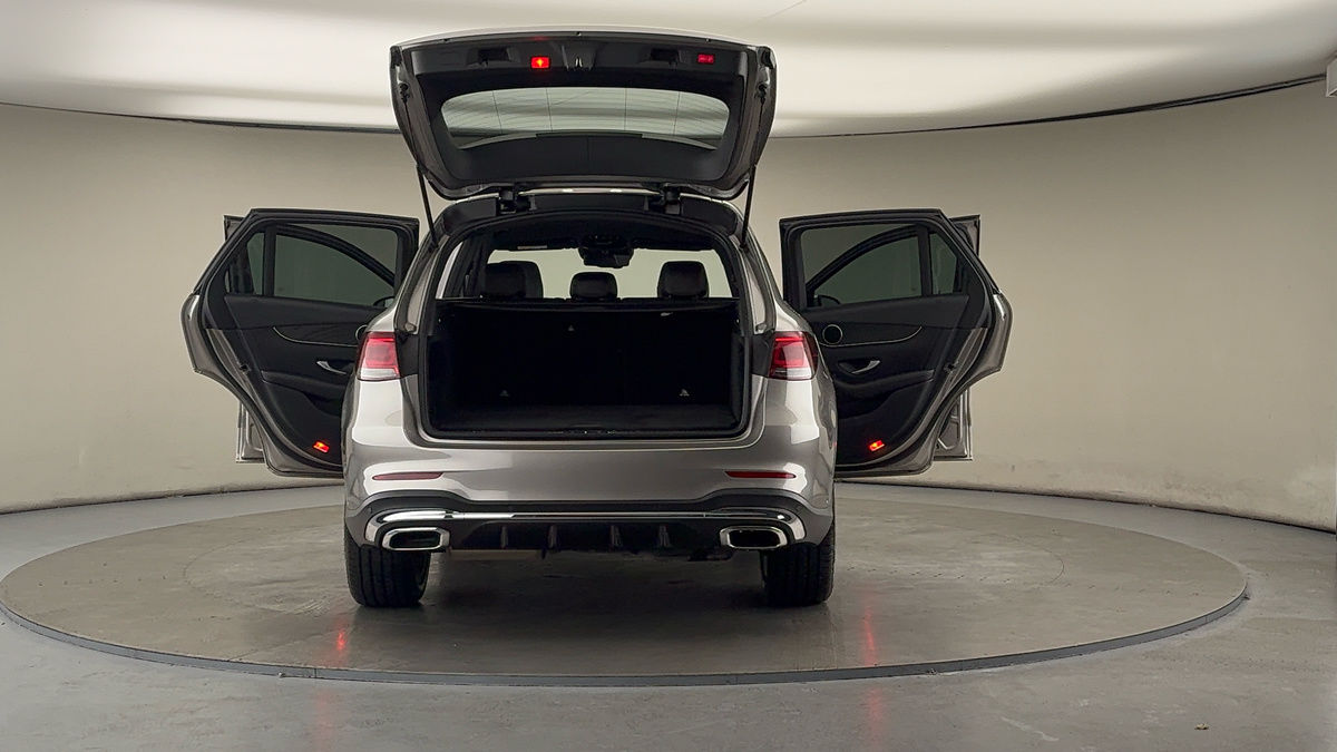 More views of Mercedes-Benz GLC