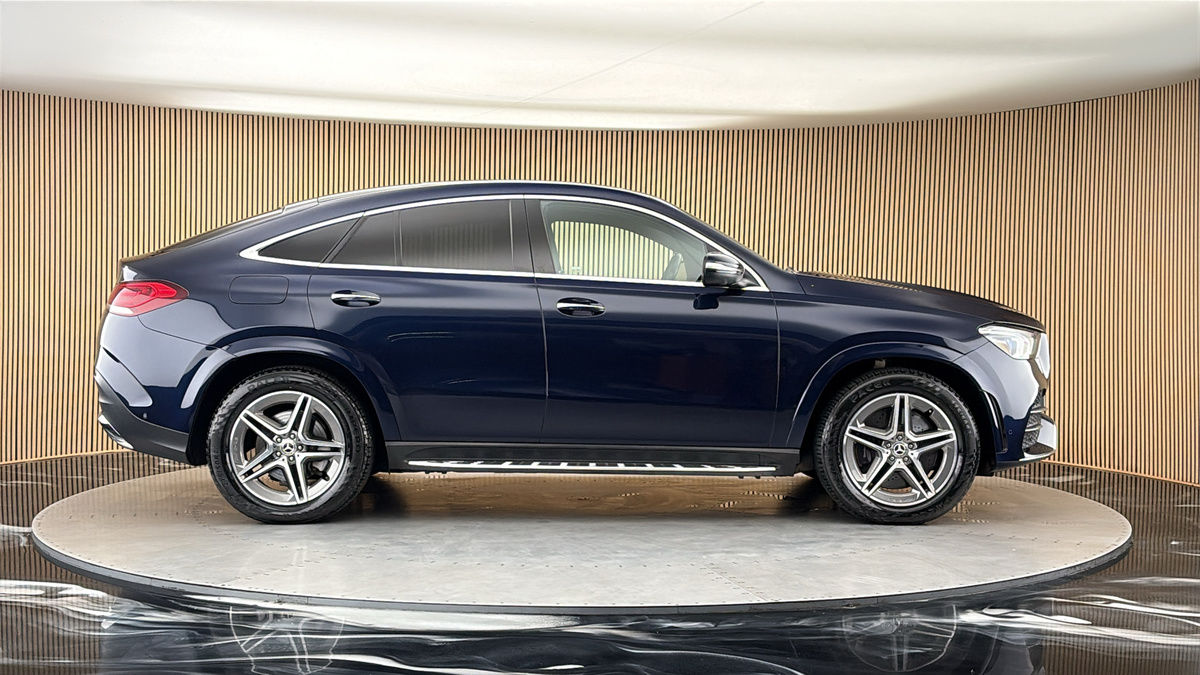 Mercedes-Benz GLE Image 16