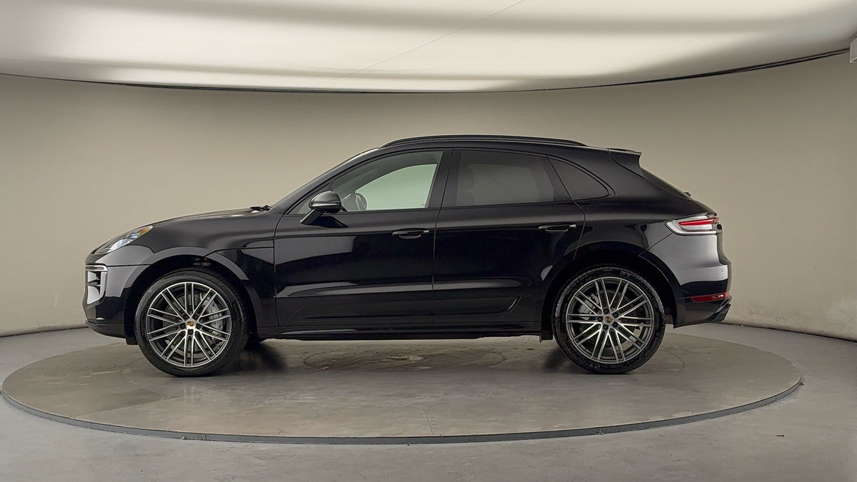 Porsche Macan Image 15