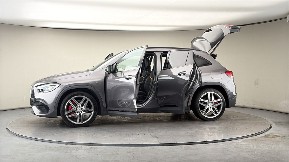 More views of Mercedes-Benz GLA