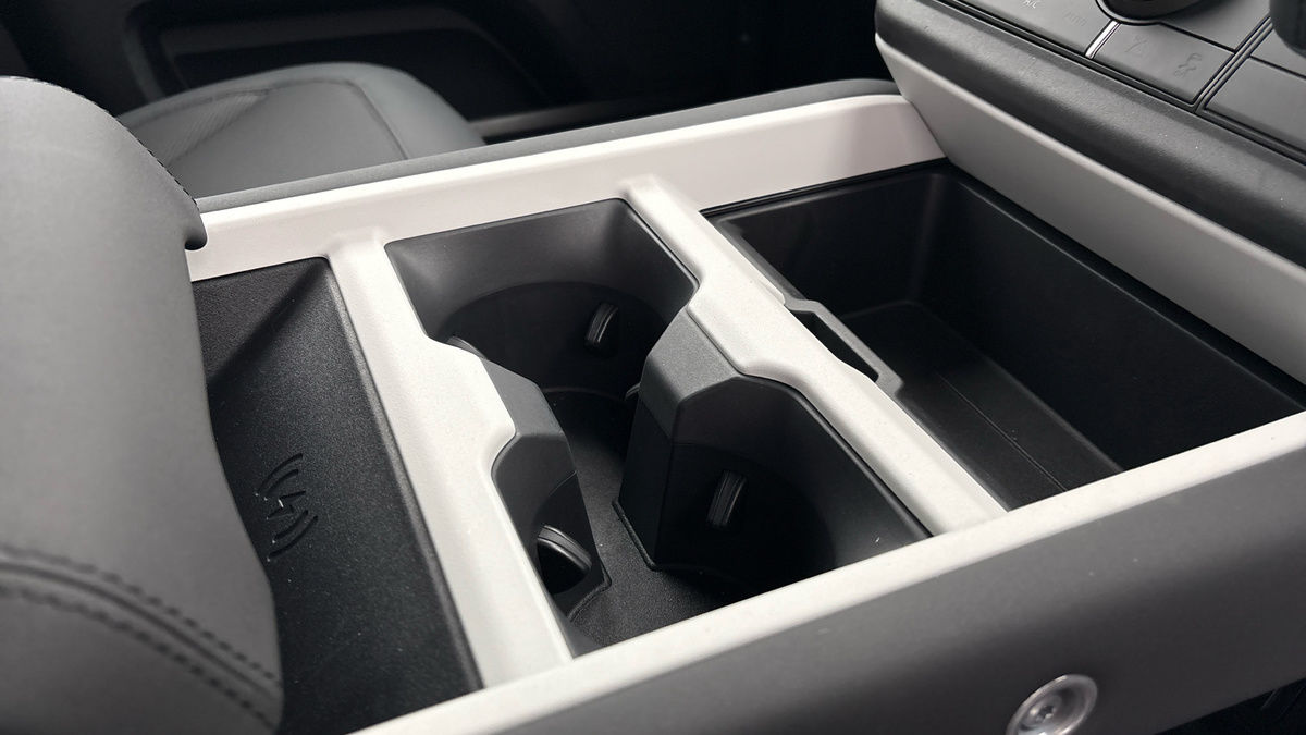 Land Rover Defender 110 Urban Image 9