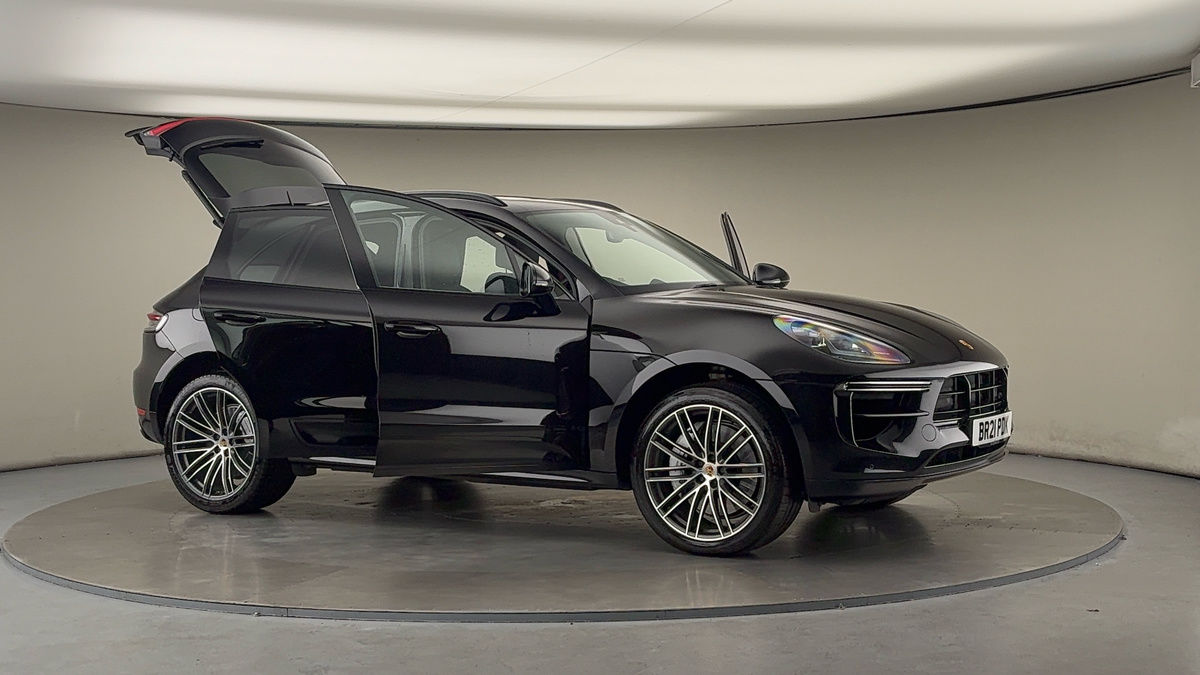 More views of Porsche Macan