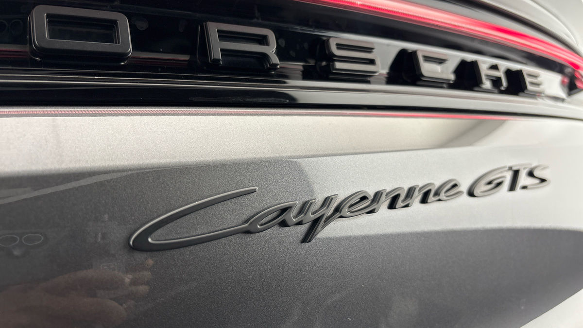 Porsche Cayenne Image 31