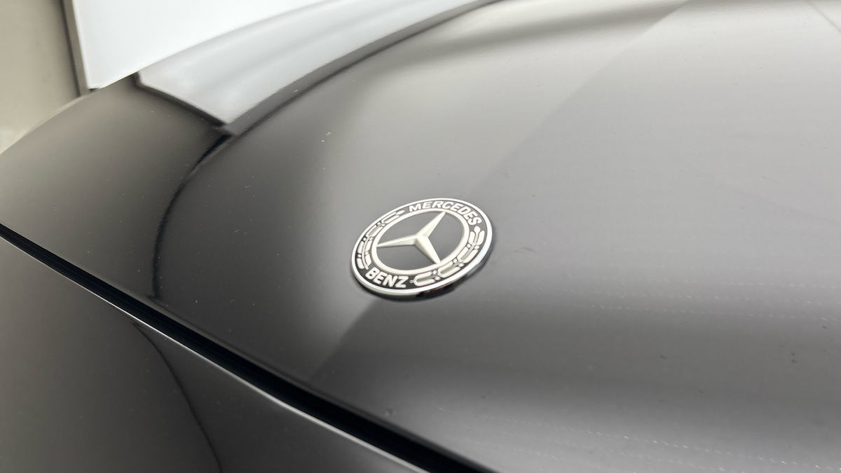 Mercedes-Benz E Class Image 24