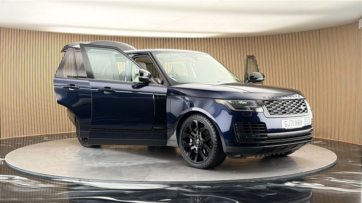 More views of Land Rover Range Rover