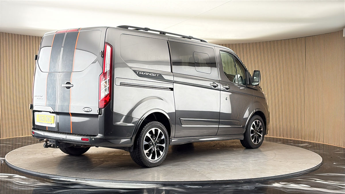 Ford Transit Custom Image 21