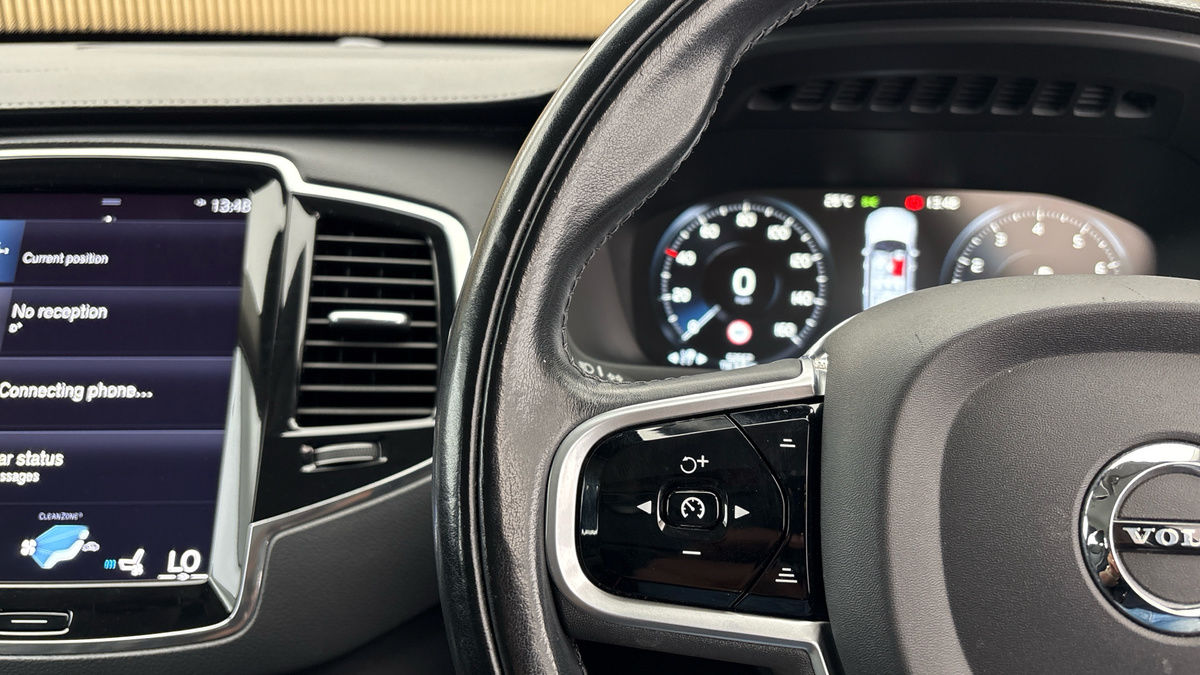 Volvo XC90 Image 13