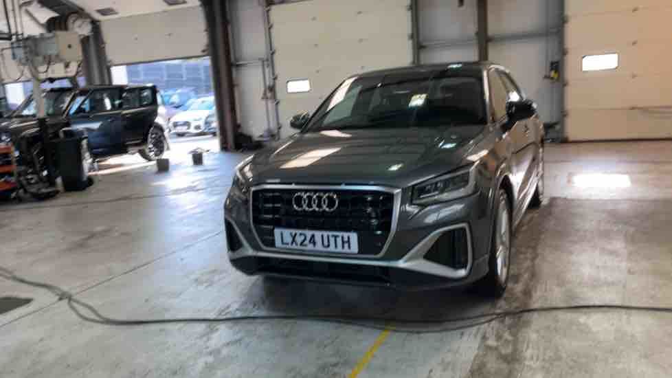 More views of Audi Q2