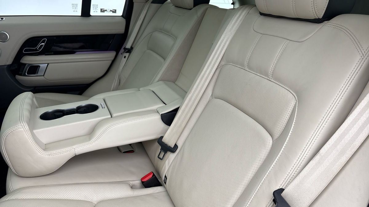 Land Rover Range Rover Image 9