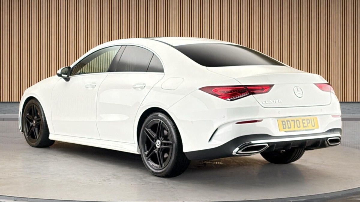 Mercedes-Benz CLA Image 2