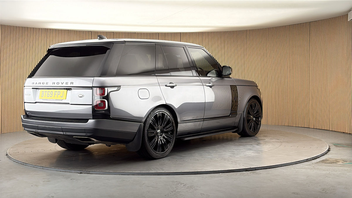 More views of Land Rover Range Rover