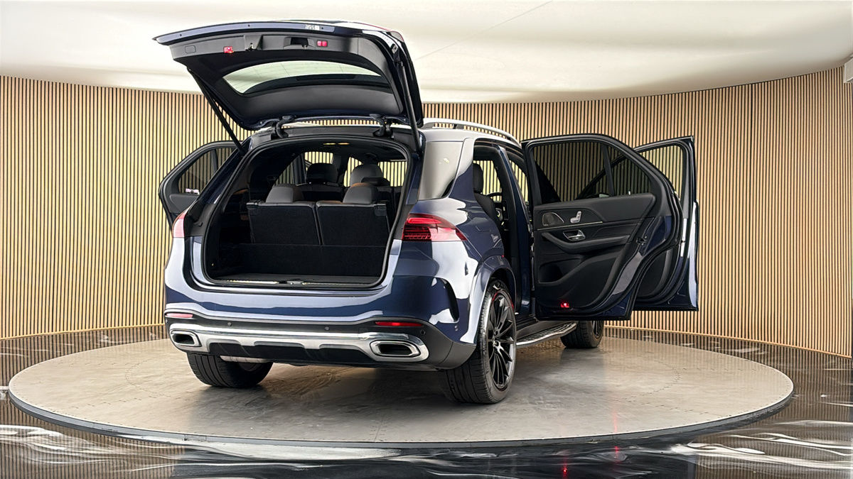 More views of Mercedes-Benz GLE