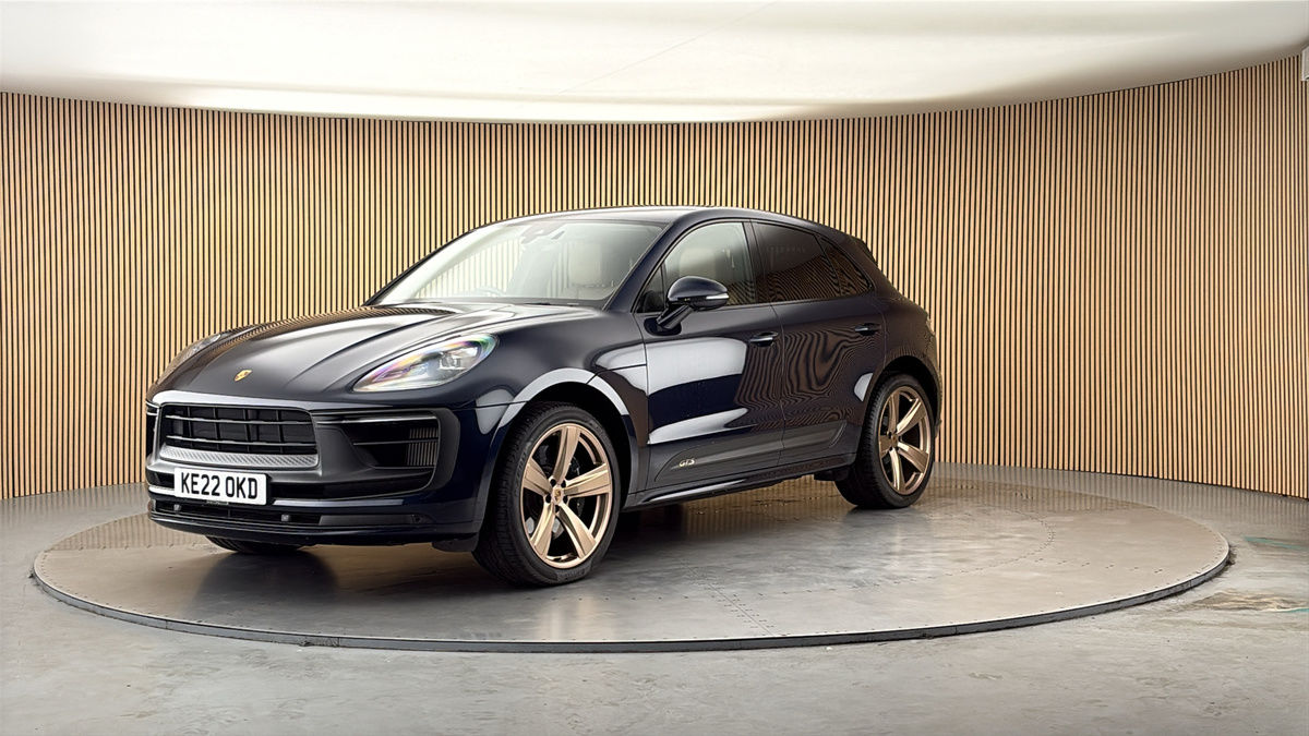 More views of Porsche Macan