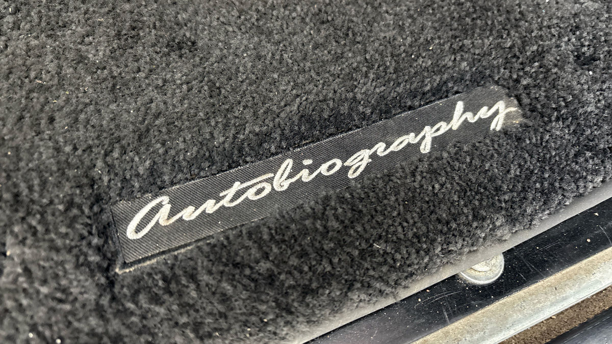 Land Rover Defender 90 Image 25