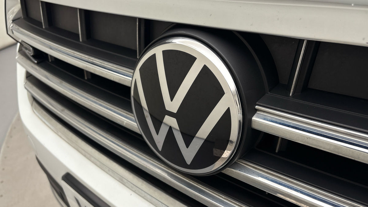 Volkswagen Touareg Image 24