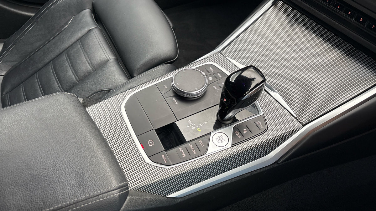 BMW 3 Series Image 18
