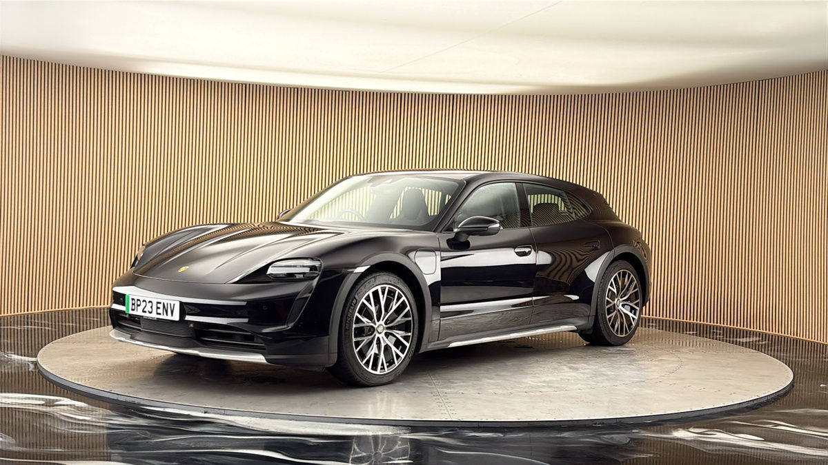 Porsche Taycan Image 20