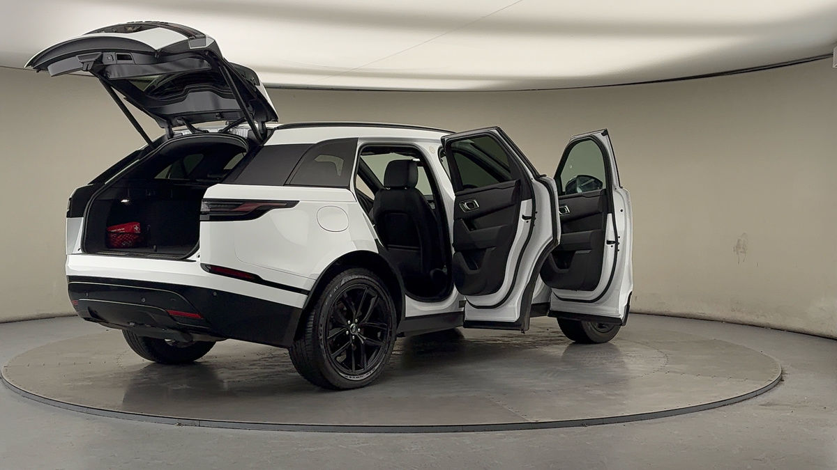 More views of Land Rover Range Rover Velar