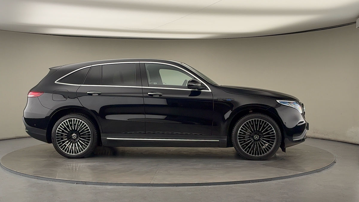 More views of Mercedes-Benz EQC
