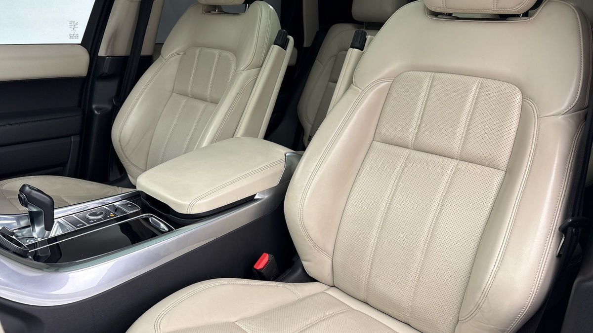Land Rover Range Rover Sport Image 7