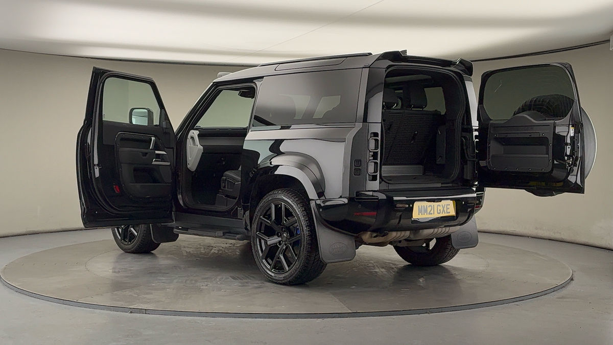 More views of Land Rover Defender 90