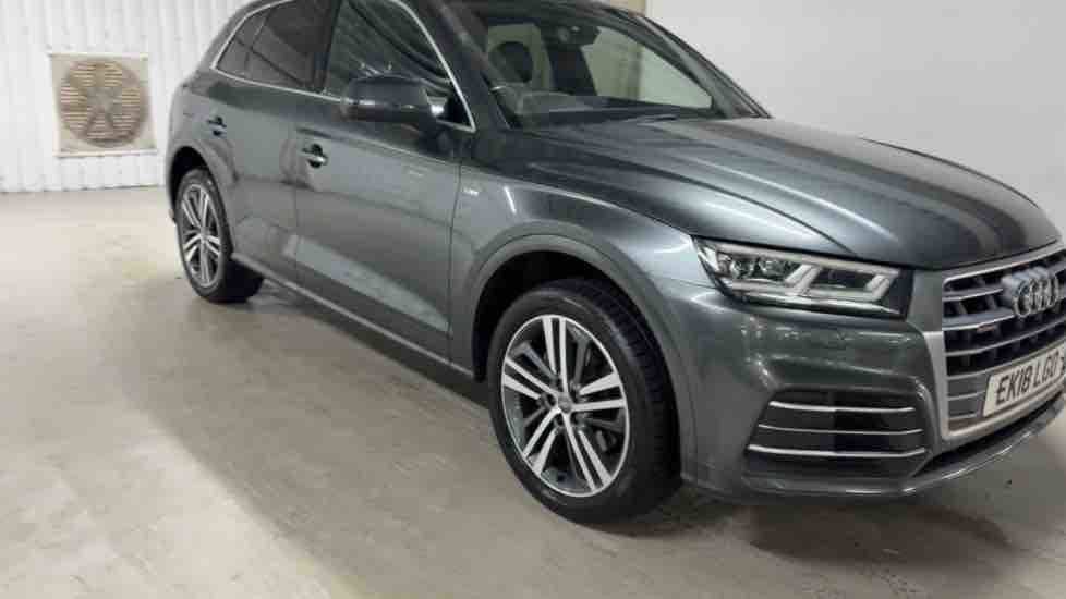 More views of Audi Q5