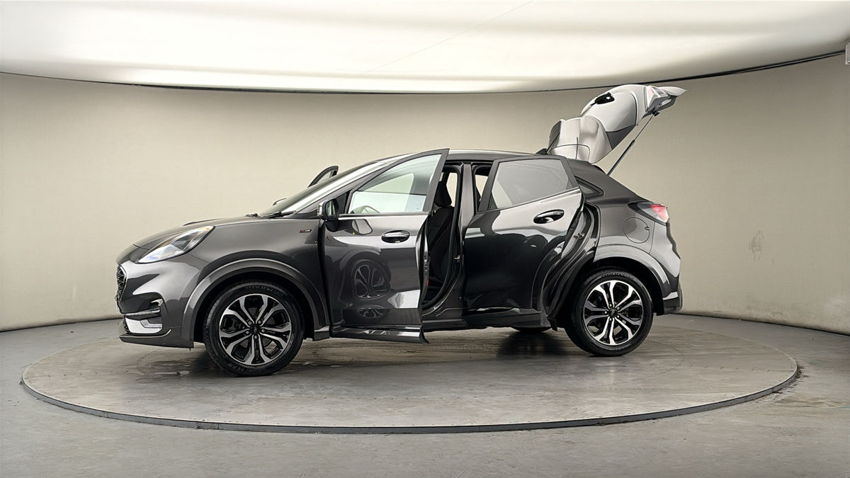 More views of Ford Puma