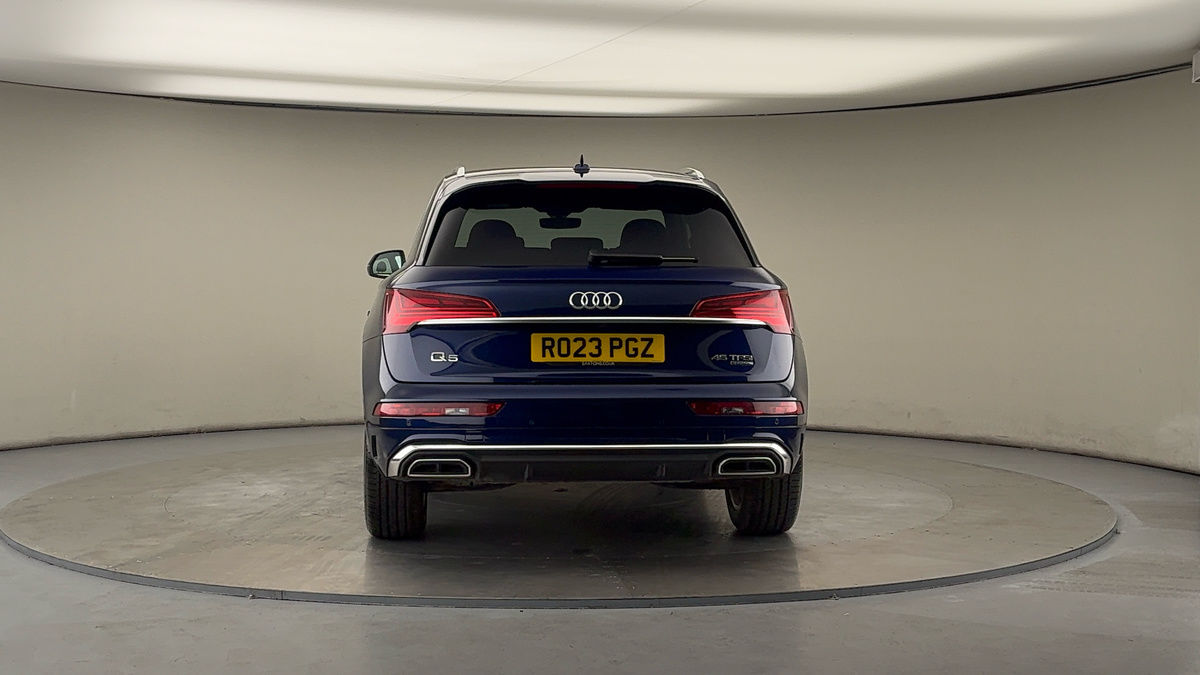 More views of Audi Q5