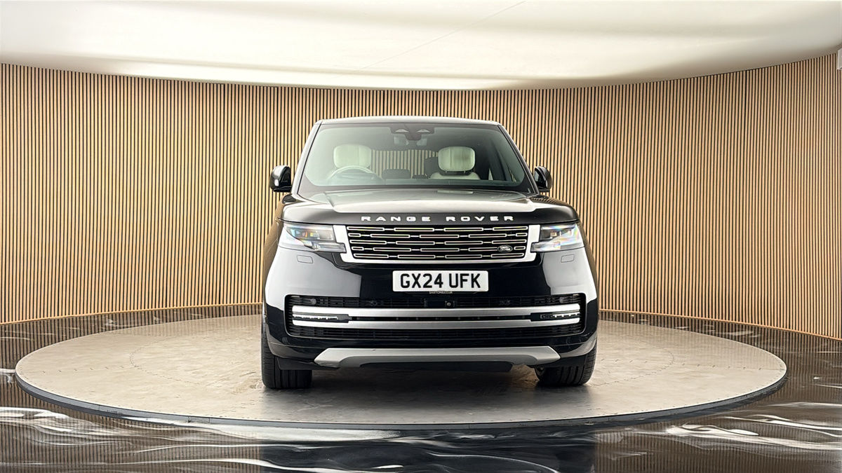 More views of Land Rover Range Rover