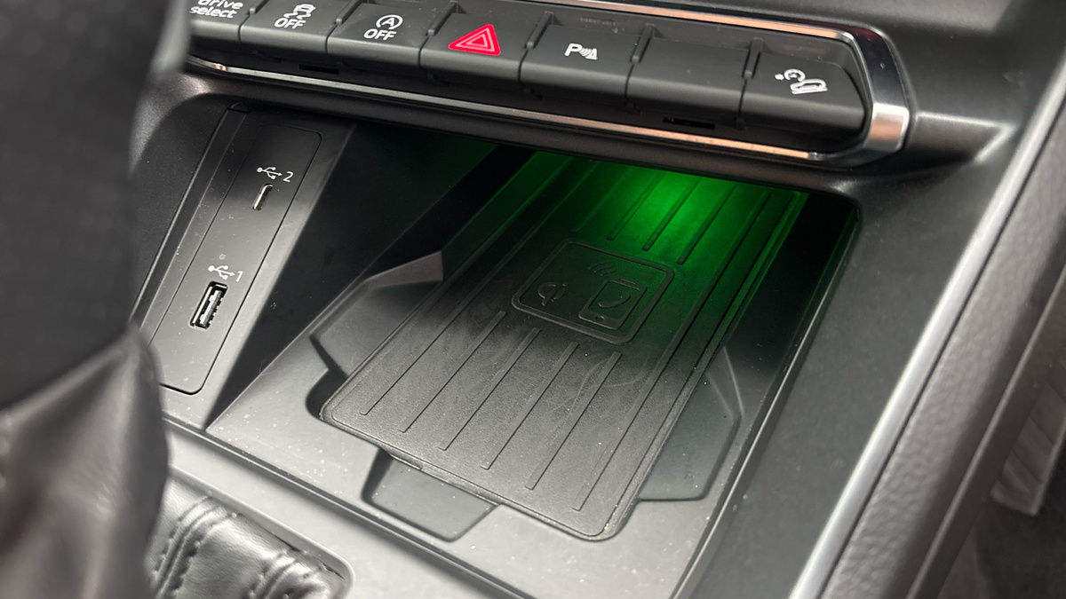 Audi RS Q3 Image 26