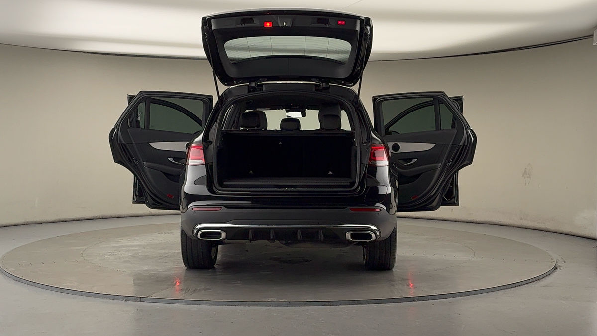 More views of Mercedes-Benz GLC