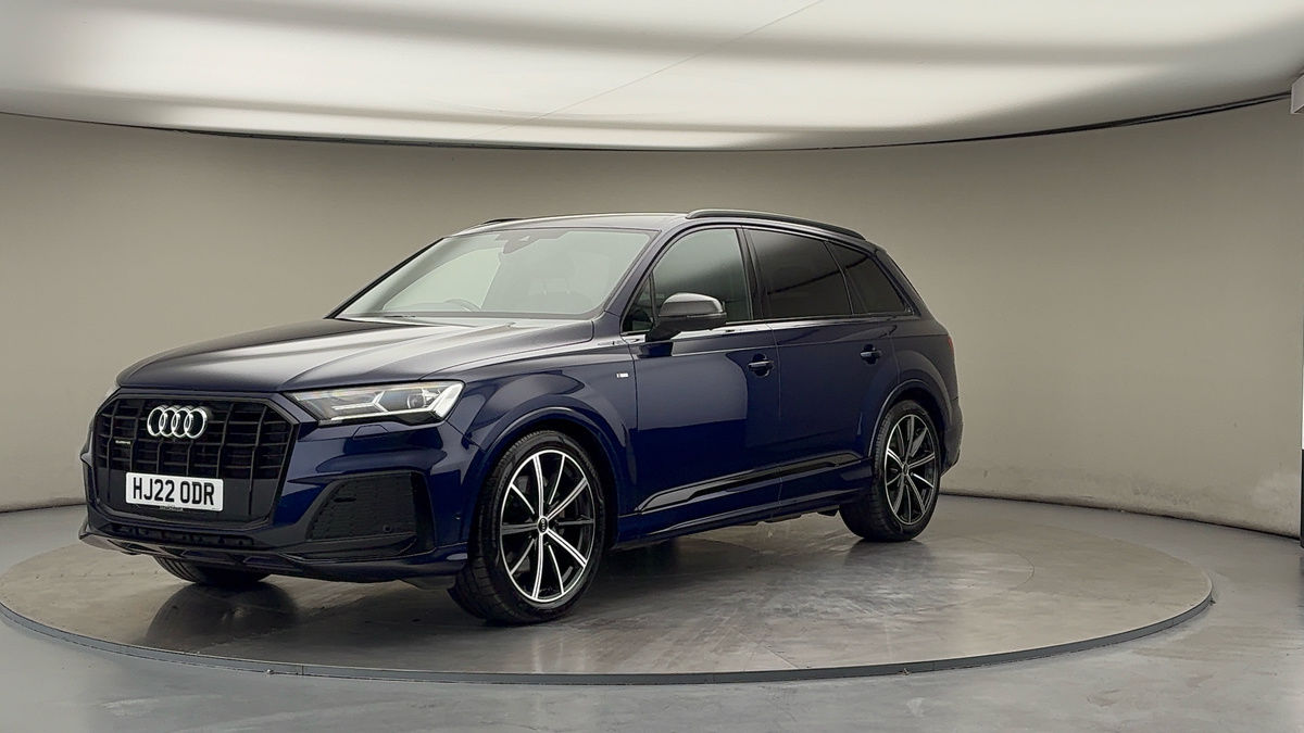 More views of Audi Q7