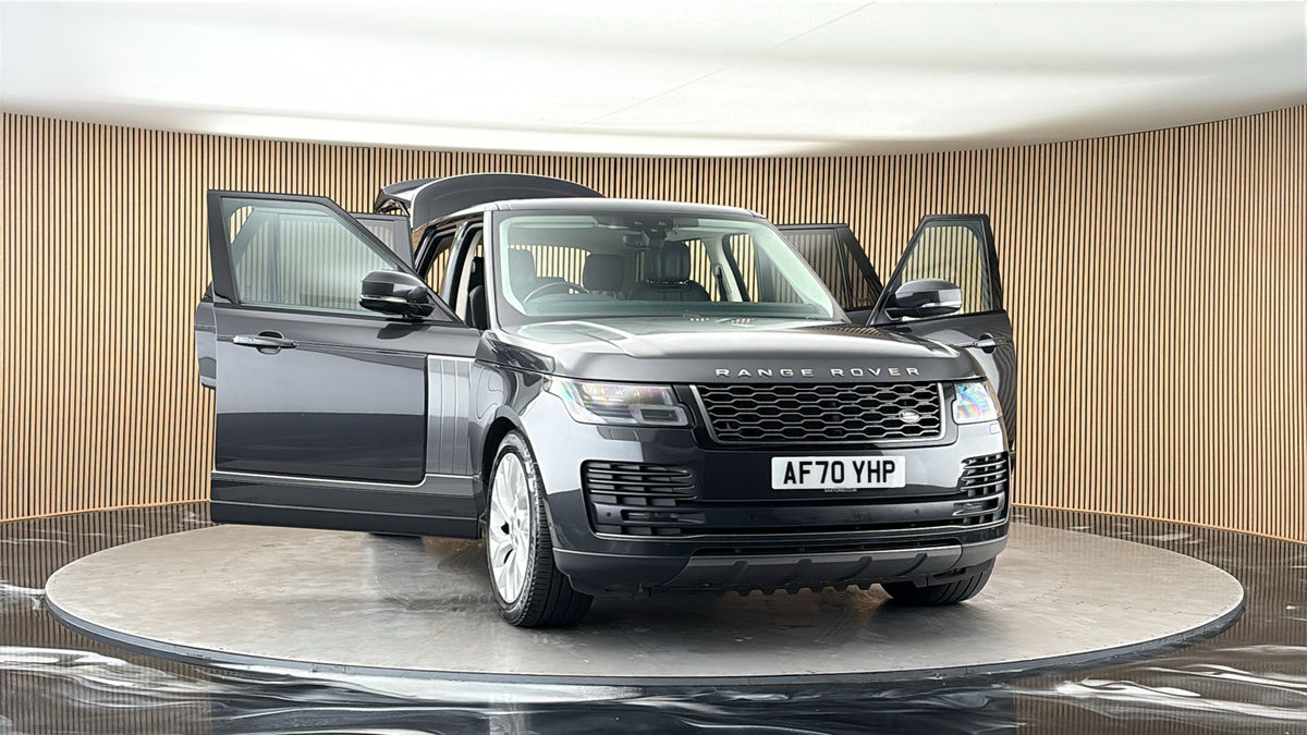 More views of Land Rover Range Rover