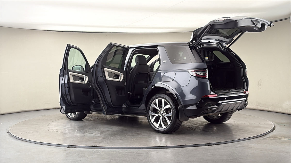 More views of Land Rover Discovery Sport