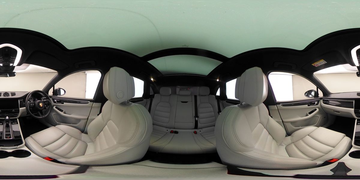 More views of Porsche Macan