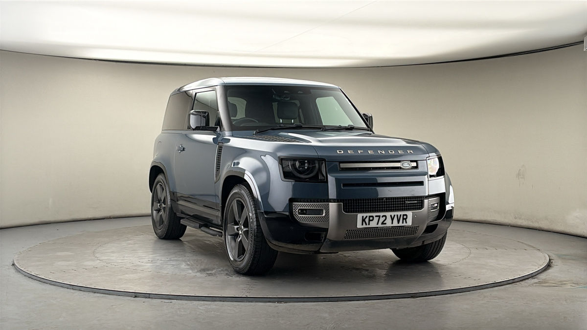 More views of Land Rover Defender 90