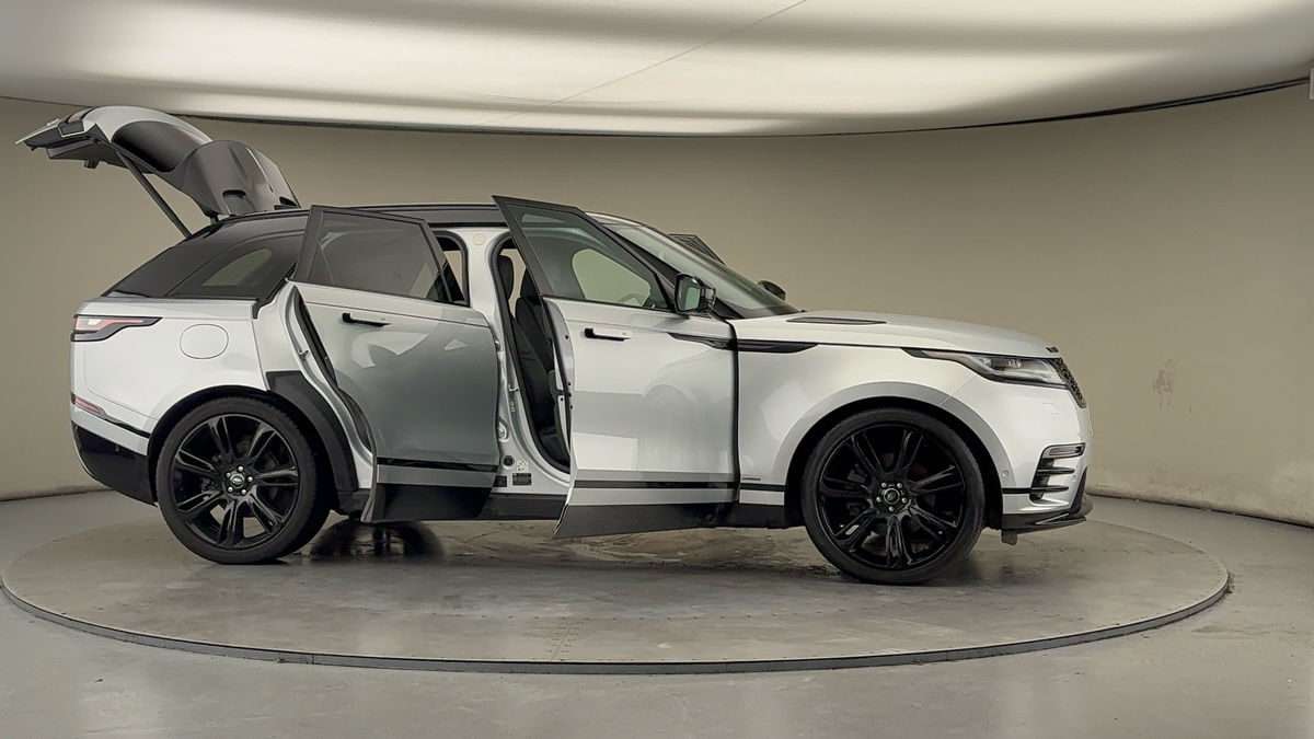 More views of Land Rover Range Rover Velar