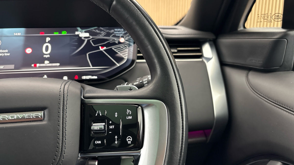Land Rover Range Rover Image 14