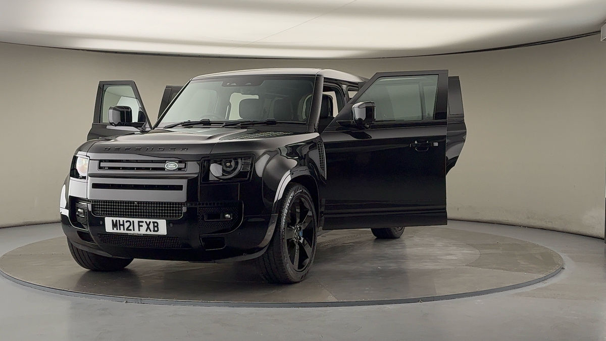 More views of Land Rover Defender 110