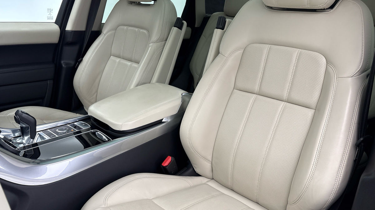 Land Rover Range Rover Sport Image 7