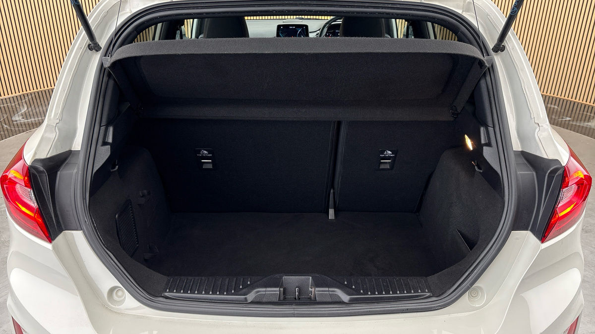 Ford Fiesta Image 11