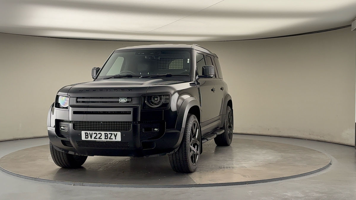 More views of Land Rover Defender 110