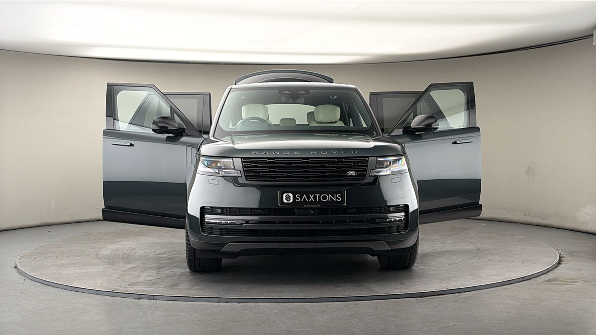 More views of Land Rover Range Rover