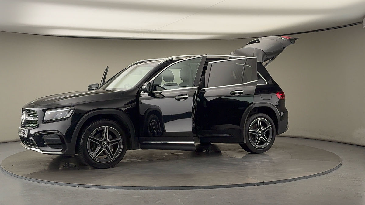 More views of Mercedes-Benz GLB